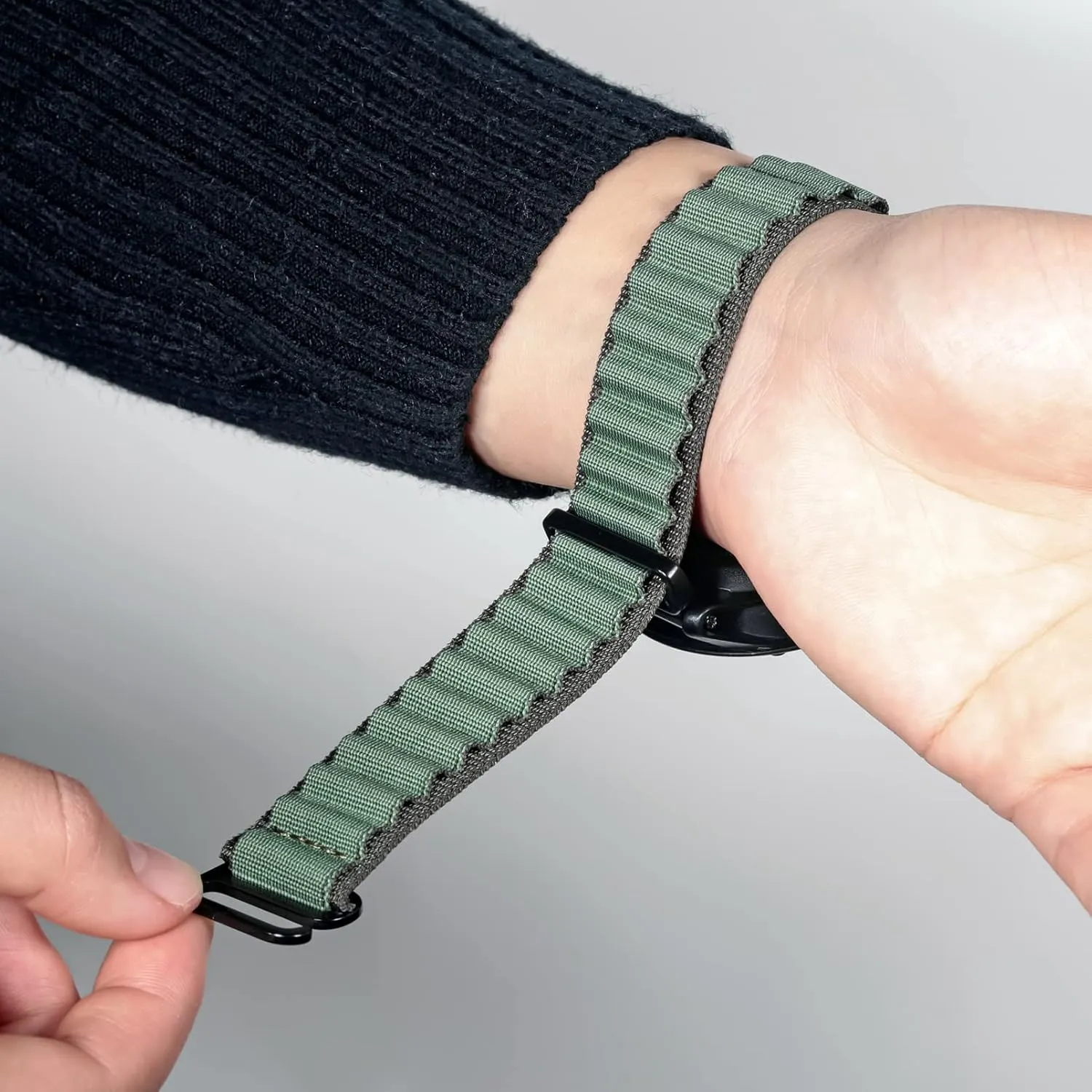 Compatible With Garmin, Rugged Woven Nylon Sport Band with G-hook Watch Band For fēnix/Forerunner/Vivoactive/Approach/MARQ/quatix/D2 Series Tough Replacement Band For Men