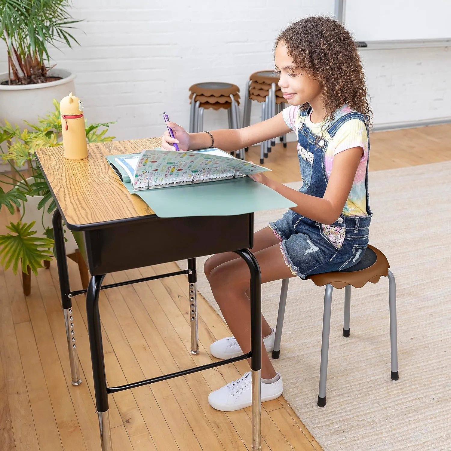 ECR4Kids Daisy Stackable Stool Set, Flexible Seating, Chocolate, 8-Piece