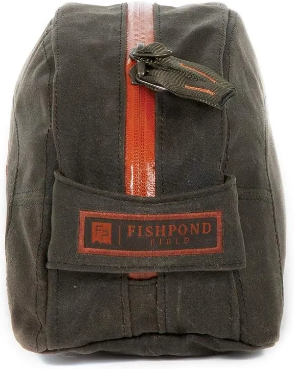fishpond Cabin Creek Toiletry Kit, Peat Moss