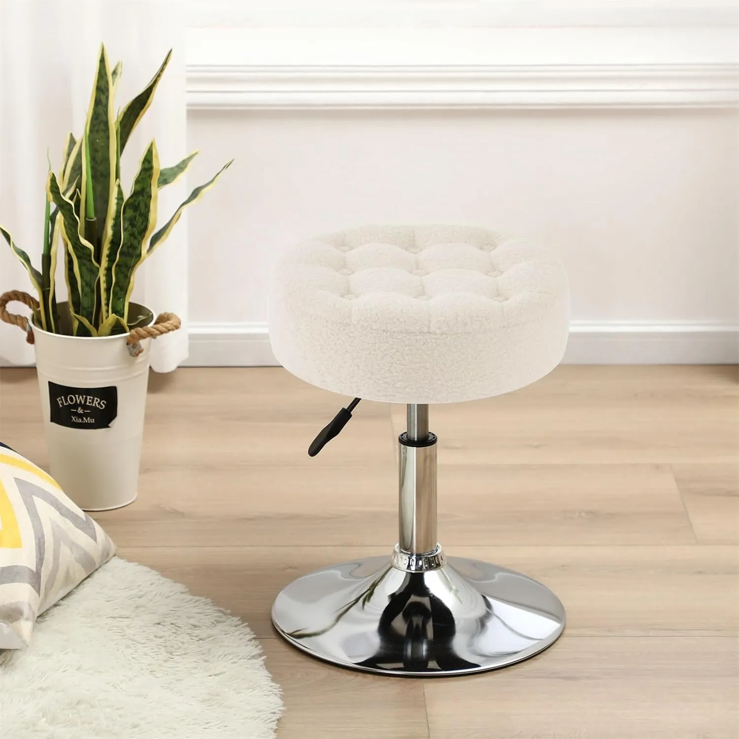 Furnimart Modern Round Faux Fur Vanity Ottoman Stool, Contemporary Makeup Accent Stool for Bedroom Living Room Entryway(Faux Fur-White)