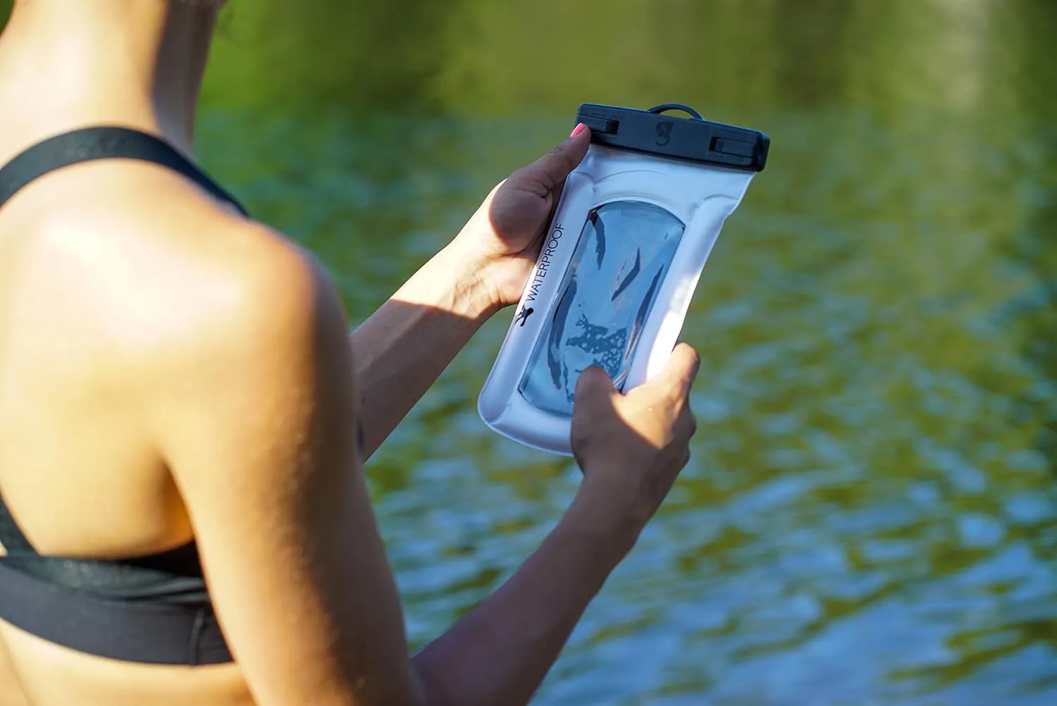 geckobrands Float Phone Dry Bag - Waterproof & Floating Phone Pouch – Fits Most iPhone and Samsung Galaxy Models