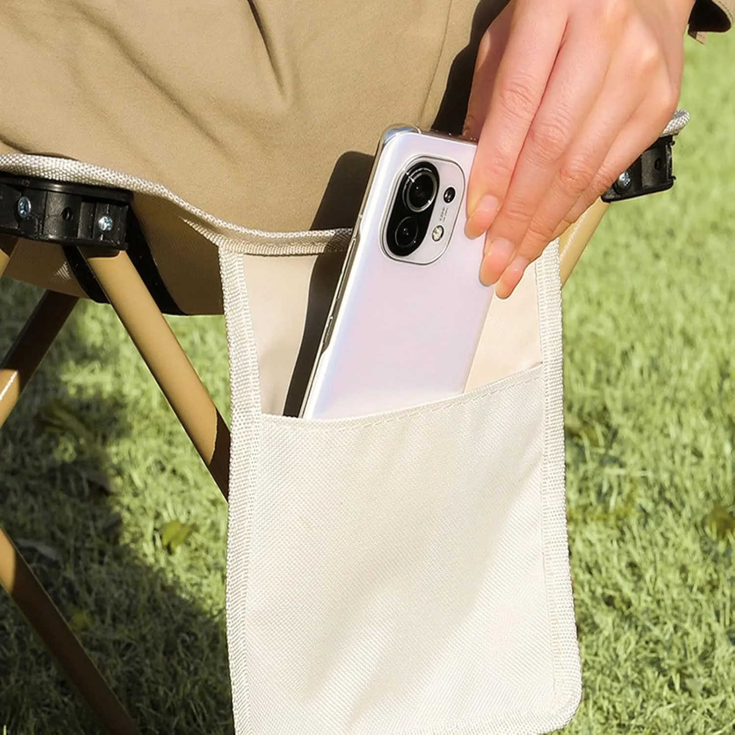 HUHJYUGE Portable Folding Stool, Camping Folding Stool Small, Mini Size Camping Stool, Aluminum Alloy Folding Stool, with Carrying Bag, for Travel, Camping, Hiking, Fishing (B 33cm)