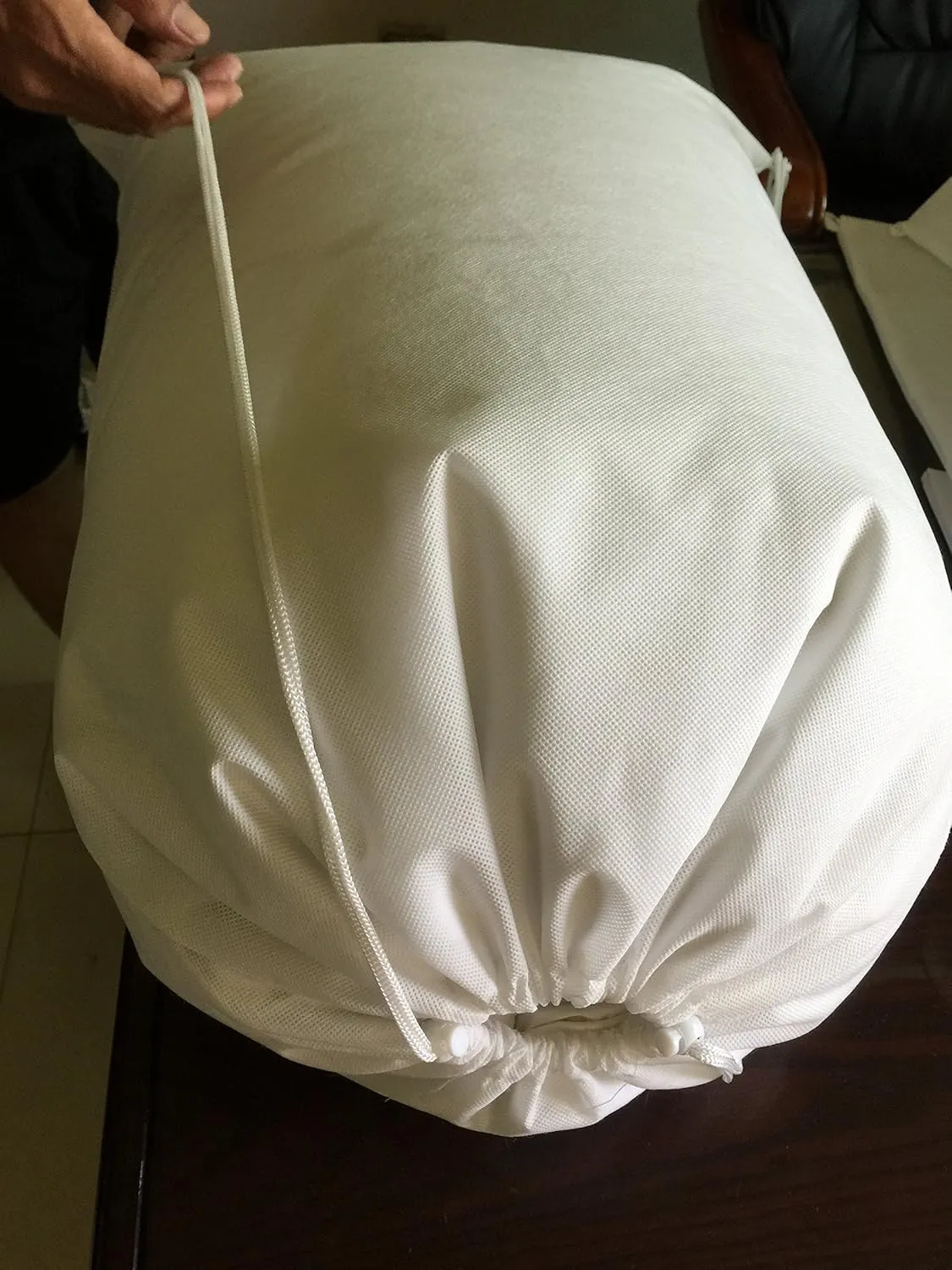 L' COZEE Oversize Body Pillow, Cotton Hypoic Allergy Protection, Maternity/Pregnancy Cushion, Size 31” x 40”