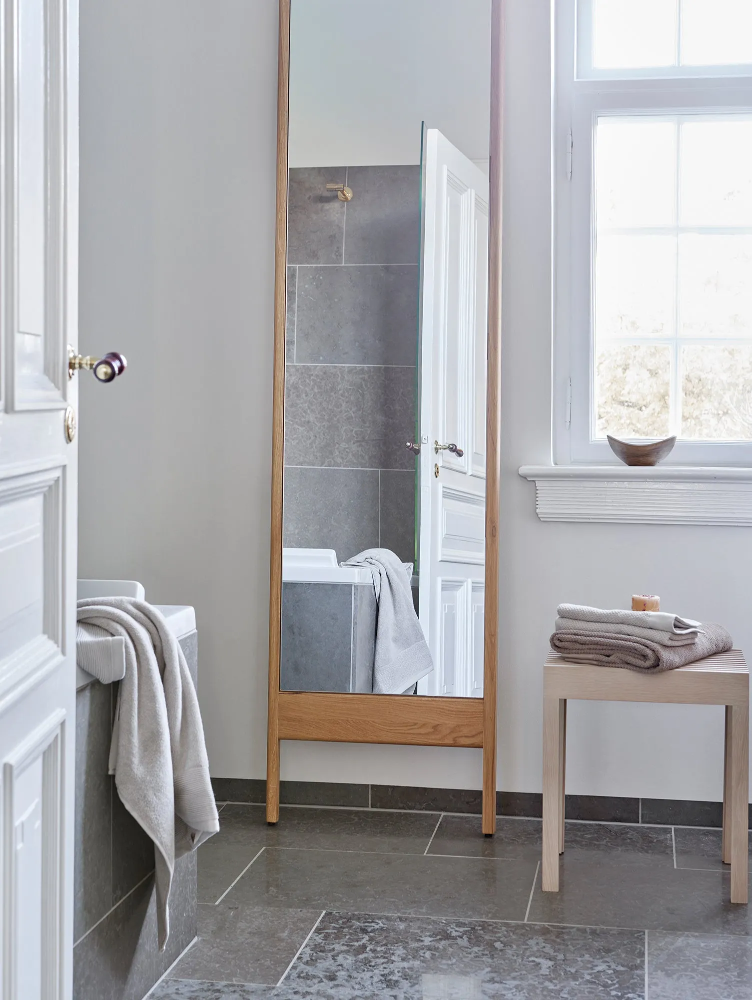 Lightweight Stool