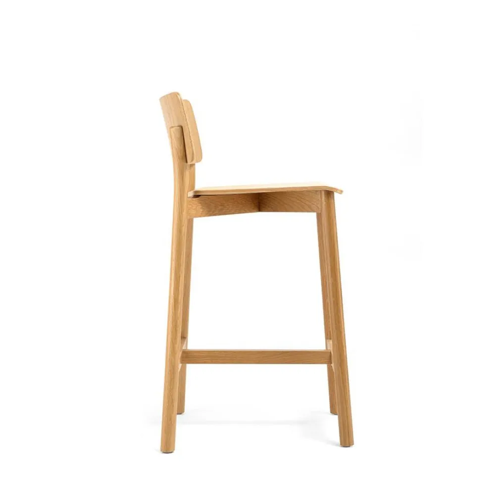 Mia Barstool