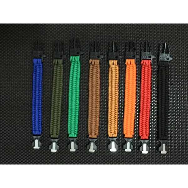 Outdoor Paracord & Flint Fire Starter & Whistle