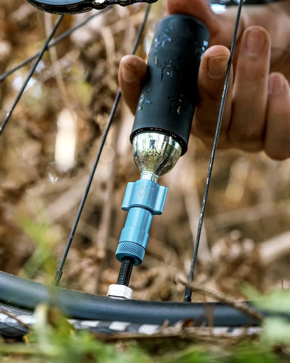 Peaty's Holeshot CO2 Tire Inflator Kit