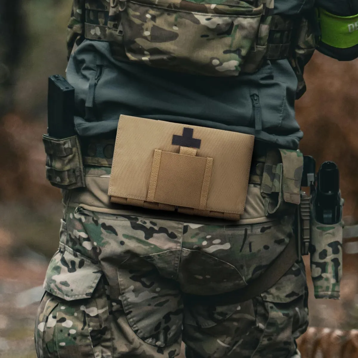 Qavctw Tactical First Aid Pouch Quick-Release EMT Medical Pouch Blow Out Kit Bag with MOLLE and Belt Loop IFAK Pouch