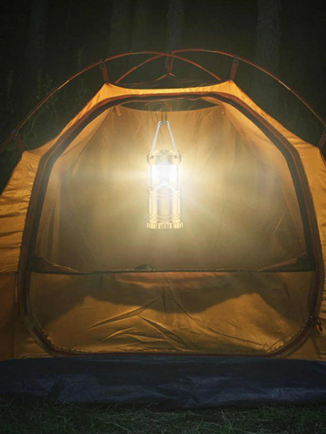 Solar retractable multifunctional camping light