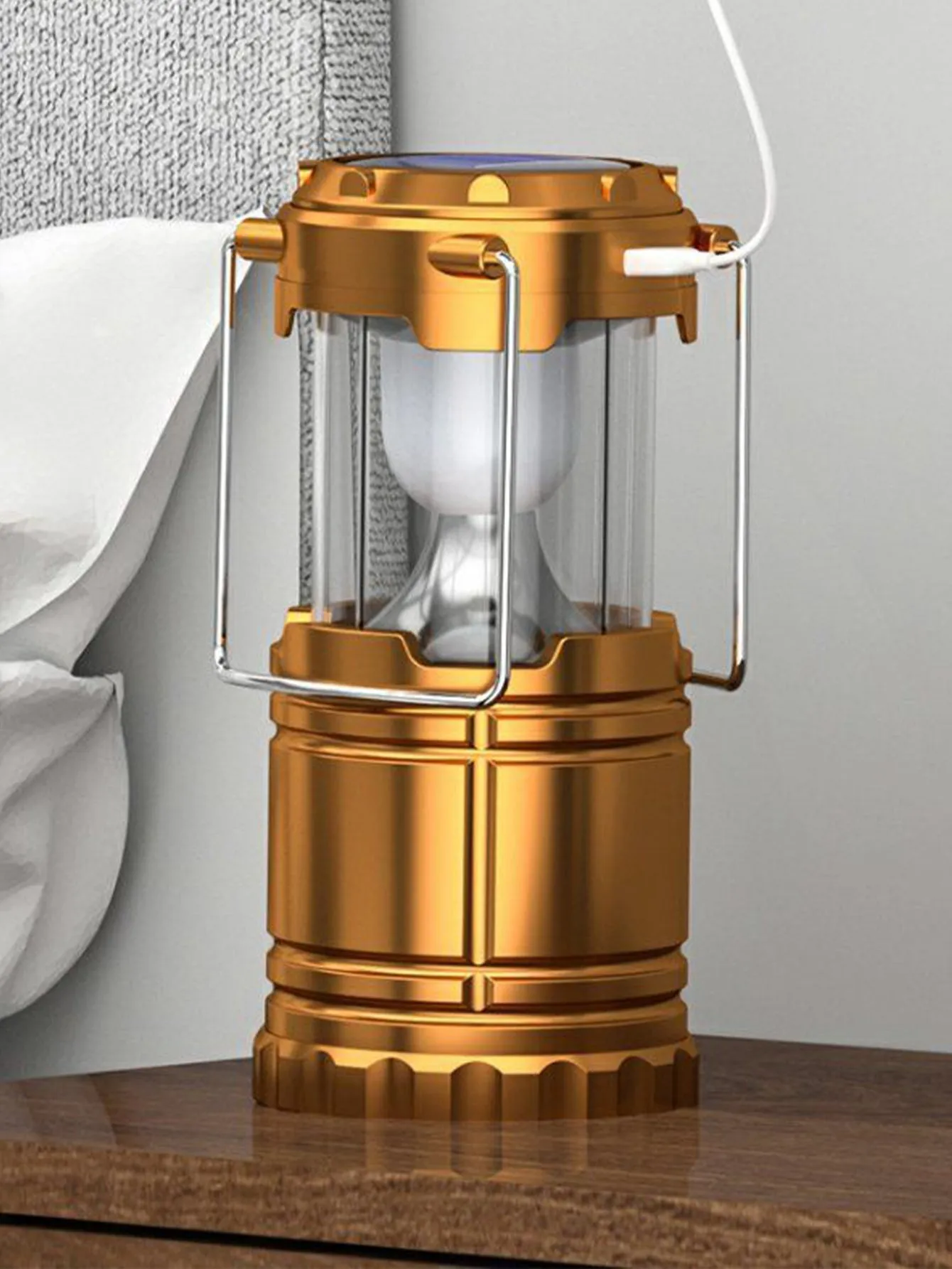 Solar retractable multifunctional camping light