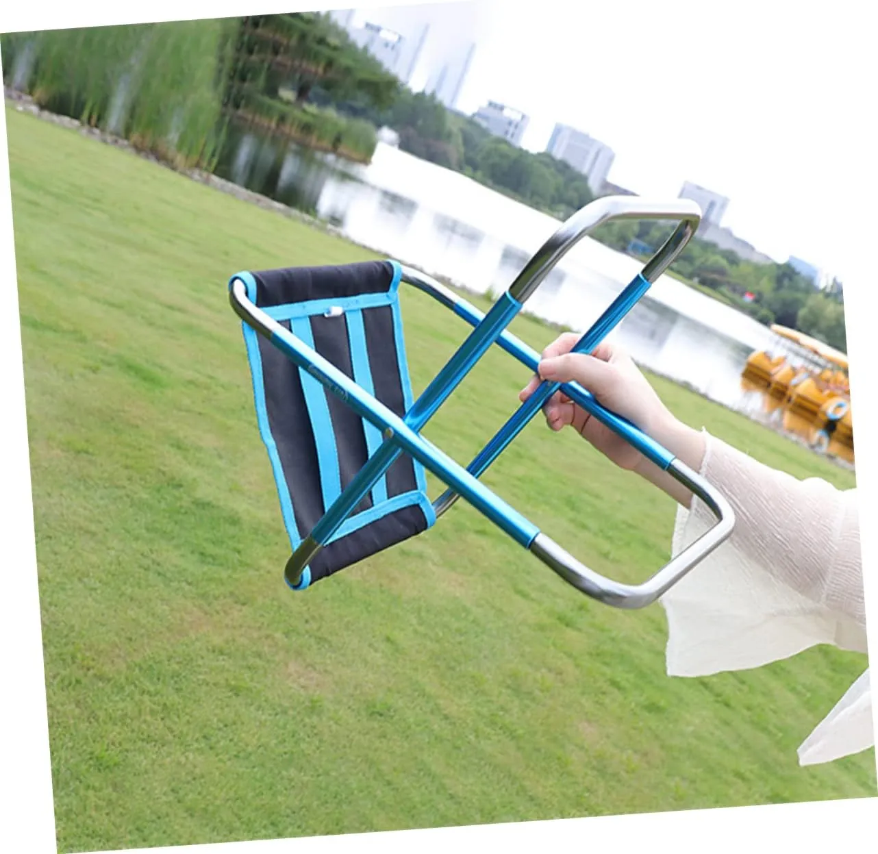 Toyvian Multi-Function Camping Stool Portable Beach Chair Folding Design for Hiking Fishing BBQ Outdoor