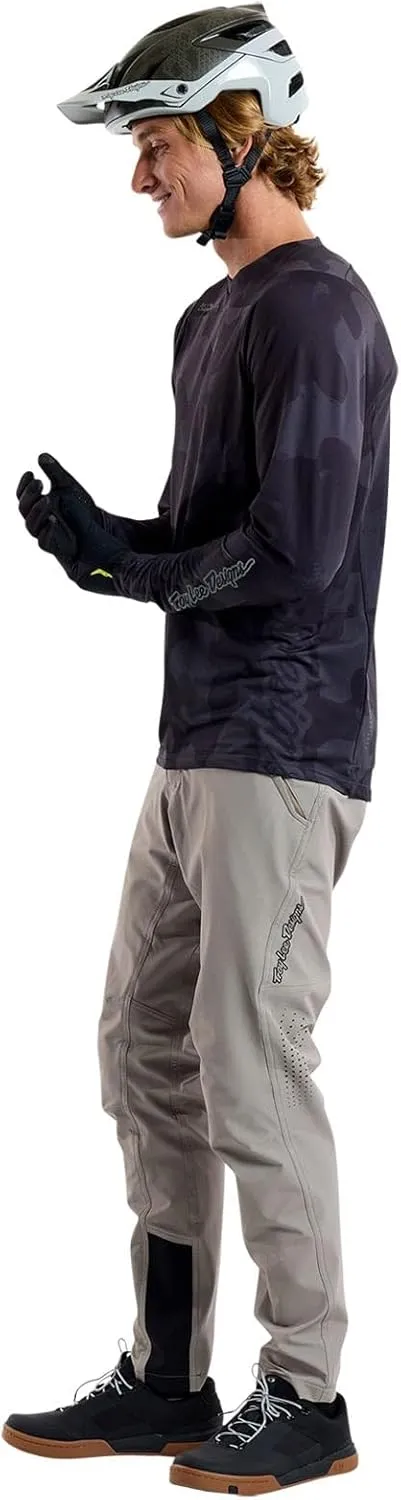 Troy Lee Designs Skyline Long Sleeve Jersey (2025) for Mountain Biking MTB BMX